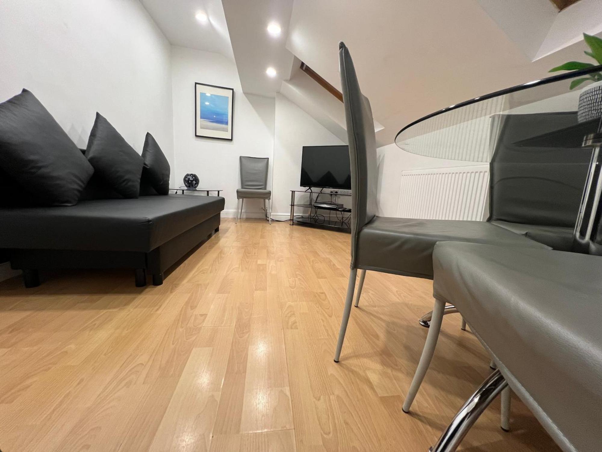 Cosy Penthouse Suite Happily Sleeps Up To Five Halifax Exteriér fotografie